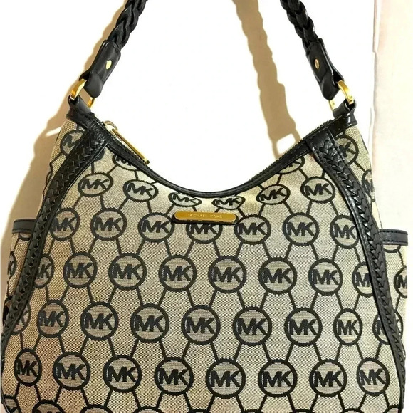 Michael kors MK signature print canvas shoulder handbag - Picture 9 of 11